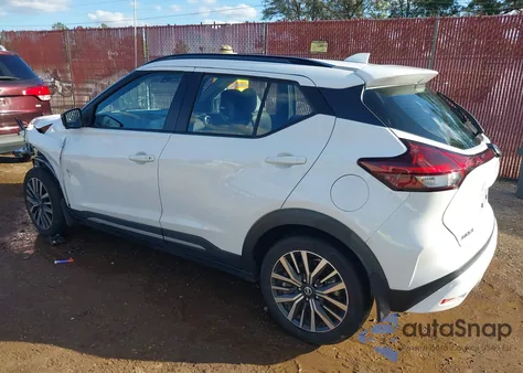 2021 Nissan Kicks Sr Xtronic Cvt z USA, uszkodzony, nr VIN 3N1CP5DV1ML474319
